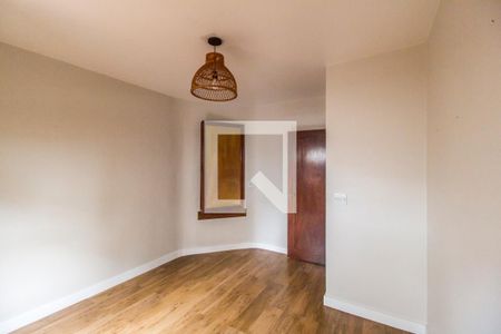 Casa de condomínio para alugar com 575m², 7 quartos e 6 vagas Casa de condomínio para alugar com 575m², 7 quartos e 6 vagasEscritório