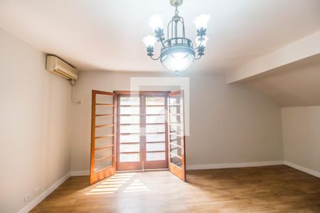 Casa de condomínio para alugar com 575m², 7 quartos e 6 vagas Casa de condomínio para alugar com 575m², 7 quartos e 6 vagasSuíte master