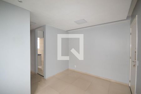 Sala de apartamento para alugar com 2 quartos, 54m² em Vila Catia, Nova Iguaçu
