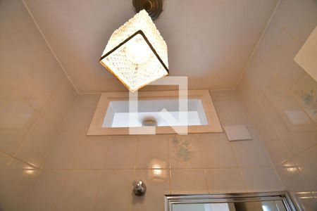 Apartamento à venda com 97m², 3 quartos e 1 vagaLavabo - Detalhe