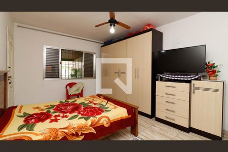 Casa à venda com 166m², 4 quartos e 2 vagas Casa à venda com 166m², 4 quartos e 2 vagasQuarto 2