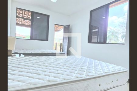 Casa de condomínio à venda com 300m², 4 quartos e 6 vagas Casa de condomínio à venda com 300m², 4 quartos e 6 vagasSuíte 2