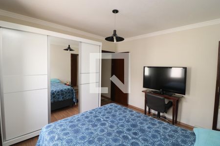 Casa à venda com 200m², 3 quartos e 2 vagasQuarto 2