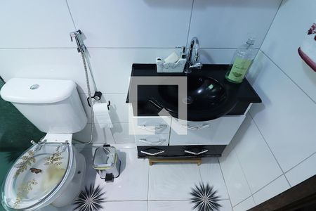 Casa à venda com 220m², 2 quartos e 3 vagasQuarto 2 - Suíte Banheiro