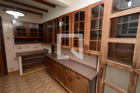 Casa à venda com 377m², 4 quartos e 3 vagasCozinha