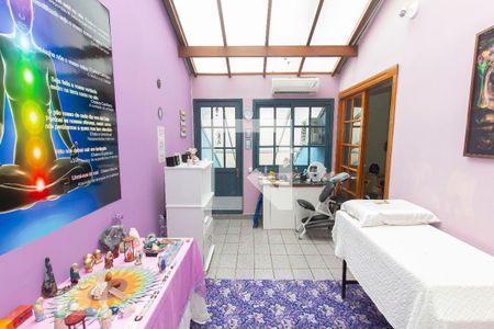 Casa para alugar com 315m², 4 quartos e 4 vagas