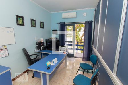 Casa para alugar com 315m², 4 quartos e 4 vagas