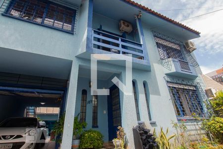 Casa para alugar com 315m², 4 quartos e 4 vagas