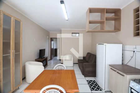 Sala/Cozinha de apartamento para alugar com 1 quarto, 48m² em Igara, Canoas