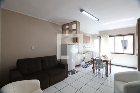 Sala/Cozinha de apartamento para alugar com 1 quarto, 48m² em Igara, Canoas