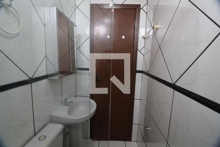 Banheiro de apartamento para alugar com 1 quarto, 48m² em Igara, Canoas