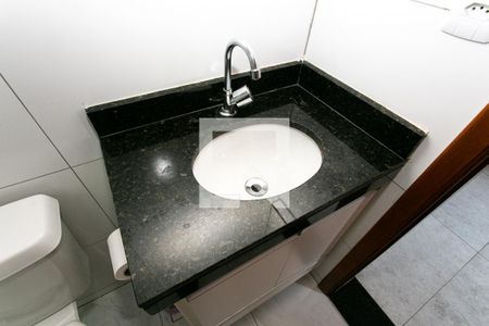 Apartamento à venda com 43m², 2 quartos e sem vaga Apartamento à venda com 43m², 2 quartos e sem vagaBanheiro