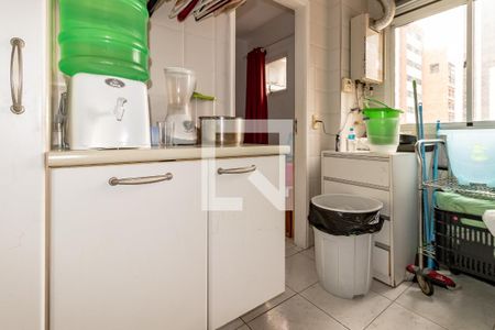 Apartamento à venda com 118m², 3 quartos e 2 vagas Apartamento à venda com 118m², 3 quartos e 2 vagasÁrea de Serviço