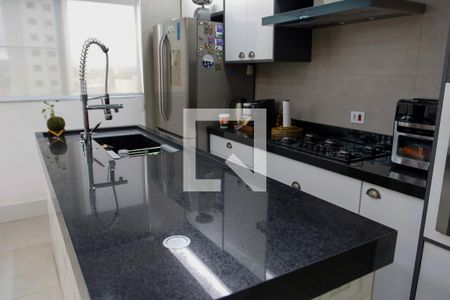 Casa à venda com 130m², 2 quartos e 3 vagas Casa à venda com 130m², 2 quartos e 3 vagasCozinha