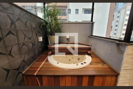 Apartamento à venda com 100m², 2 quartos e 2 vagas Apartamento à venda com 100m², 2 quartos e 2 vagasCobertura