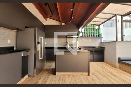 Apartamento à venda com 100m², 2 quartos e 2 vagas Apartamento à venda com 100m², 2 quartos e 2 vagasCozinha