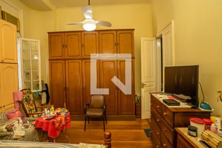 Apartamento à venda com 170m², 4 quartos e sem vaga Apartamento à venda com 170m², 4 quartos e sem vagaQuarto 1