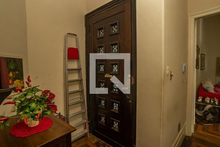 Apartamento à venda com 170m², 4 quartos e sem vaga Apartamento à venda com 170m², 4 quartos e sem vagaEntrada