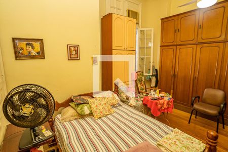 Apartamento à venda com 170m², 4 quartos e sem vaga Apartamento à venda com 170m², 4 quartos e sem vagaQuarto 1