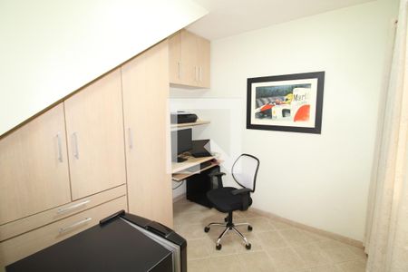 Casa de condomínio à venda com 155m², 3 quartos e 2 vagasQuarto 4