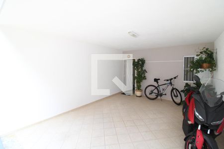 Casa de condomínio à venda com 155m², 3 quartos e 2 vagasGaragem