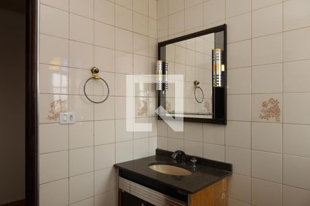 Casa à venda com 250m², 5 quartos e 2 vagasBanheiro 2