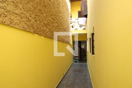 Casa à venda com 250m², 5 quartos e 2 vagasCorredor lateral