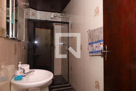 Casa à venda com 250m², 5 quartos e 2 vagasBanheiro 3