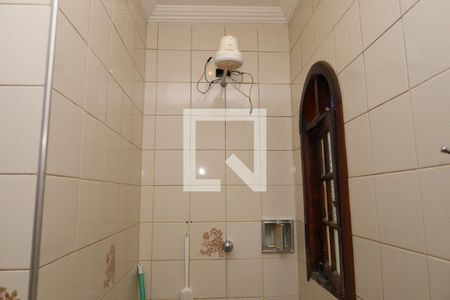 Casa à venda com 250m², 5 quartos e 2 vagasBanheiro 1