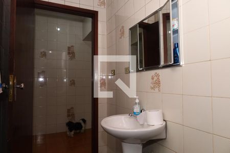 Casa à venda com 250m², 5 quartos e 2 vagasBanheiro 3