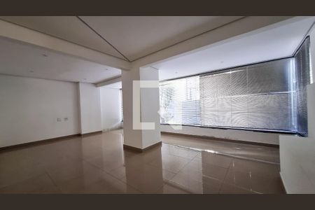 Apartamento para alugar com 60m², 1 quarto e 2 vagas Apartamento para alugar com 60m², 1 quarto e 2 vagasÁrea comum - Salão de festas