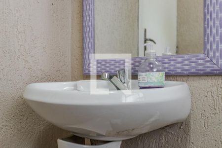 Casa à venda com 250m², 3 quartos e 3 vagasBanheiro