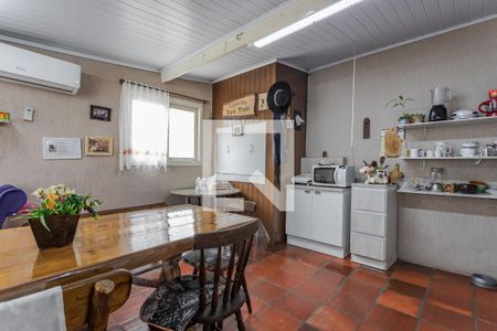 Casa à venda com 250m², 3 quartos e 3 vagasCozinha