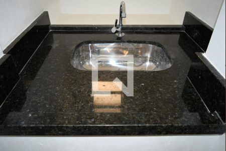 Casa à venda com 140m², 5 quartos e sem vagaÁrea de Serviço