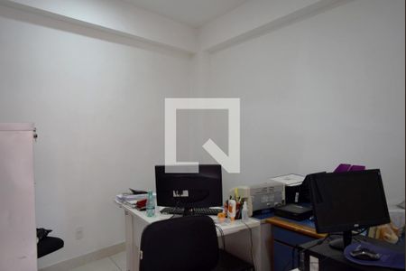 Casa à venda com 140m², 5 quartos e sem vagaHomeoffice