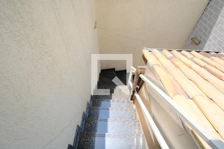 Casa à venda com 182m², 3 quartos e 5 vagasEscada para o Espaço Gourmet