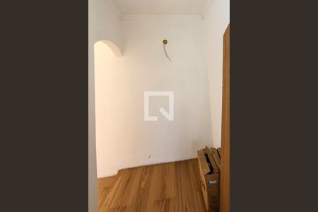 Casa à venda com 170m², 3 quartos e 3 vagas Casa à venda com 170m², 3 quartos e 3 vagasCloset