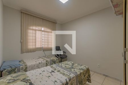 Casa à venda com 144m², 3 quartos e 2 vagas Casa à venda com 144m², 3 quartos e 2 vagasQuarto 2