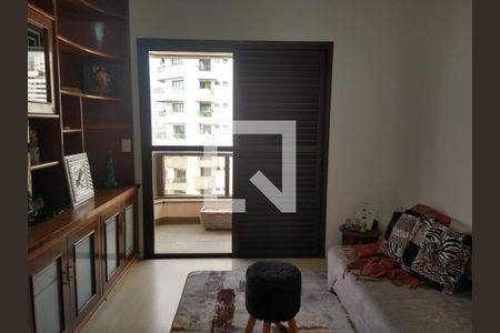Apartamento à venda com 230m², 4 quartos e 3 vagas