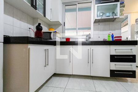 Apartamento à venda com 214m², 3 quartos e 2 vagas Apartamento à venda com 214m², 3 quartos e 2 vagasCozinha