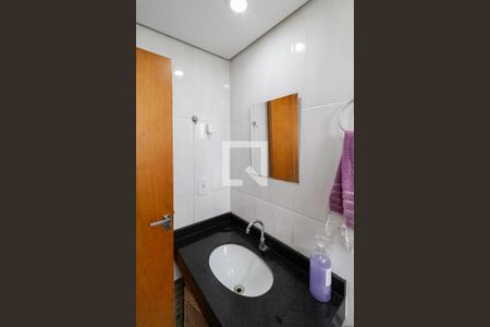 Apartamento à venda com 214m², 3 quartos e 2 vagas Apartamento à venda com 214m², 3 quartos e 2 vagasBanheiro da suíte