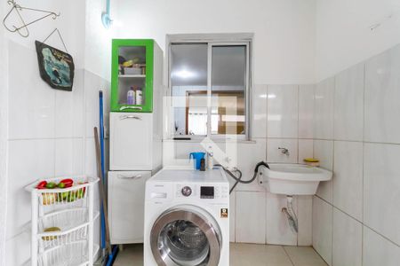 Apartamento à venda com 214m², 3 quartos e 2 vagas Apartamento à venda com 214m², 3 quartos e 2 vagasÁrea privativa