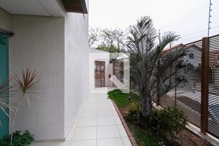 Apartamento à venda com 214m², 3 quartos e 2 vagas Apartamento à venda com 214m², 3 quartos e 2 vagasEntrada