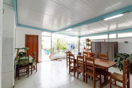 Apartamento à venda com 214m², 3 quartos e 2 vagas Apartamento à venda com 214m², 3 quartos e 2 vagasÁrea privativa