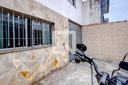 Casa à venda com 230m², 3 quartos e 5 vagasGaragem