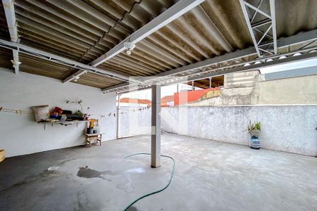 Casa à venda com 230m², 3 quartos e 5 vagasÁrea externa