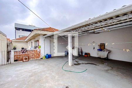Casa à venda com 230m², 3 quartos e 5 vagasÁrea externa