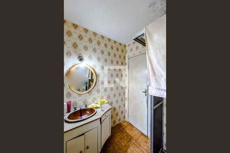 Casa à venda com 230m², 3 quartos e 5 vagasBanheiro