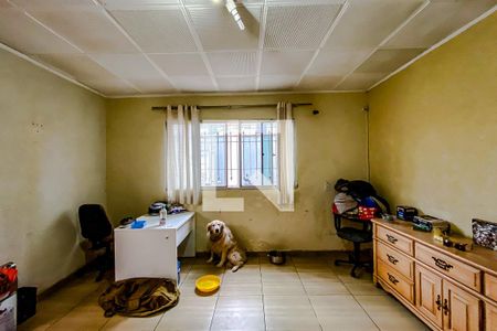 Casa à venda com 230m², 3 quartos e 5 vagasCasa 2