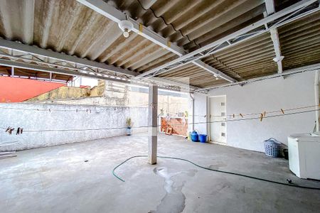 Casa à venda com 230m², 3 quartos e 5 vagasÁrea externa